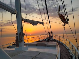 Mykonos Sunset Cruise