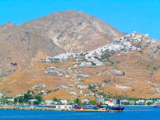 Serifos Hora from the port