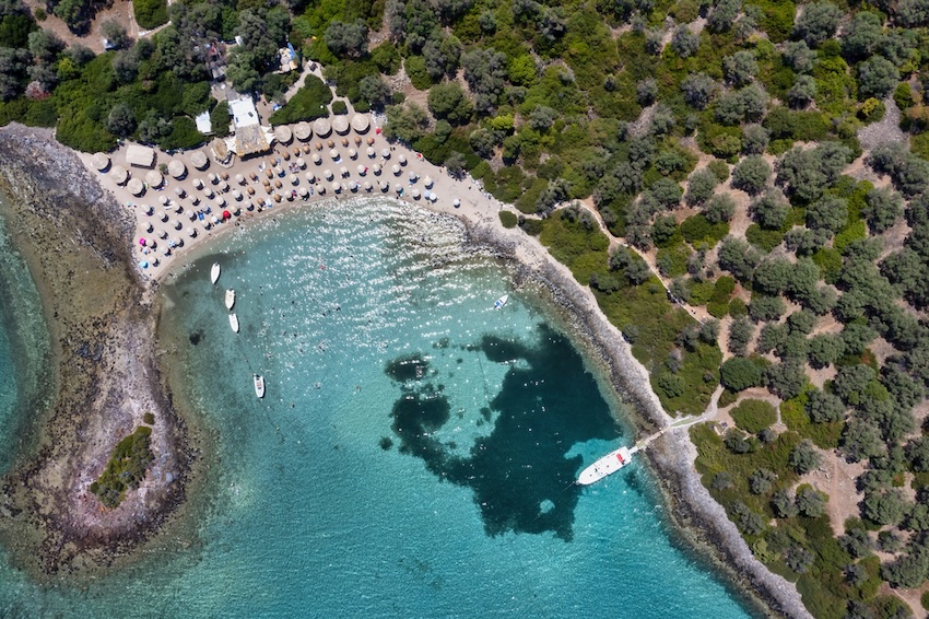 Lichadonisia Beach