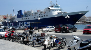 Syros, ferry boats